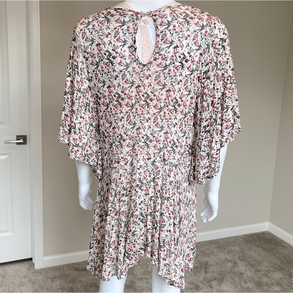 Lucky Brand Cream and Pink Floral Tunic Top - Picture 6 of 8